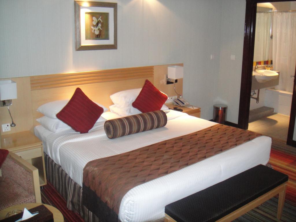 אבו דאבי L'Arabia Hotel Apartments מראה חיצוני תמונה