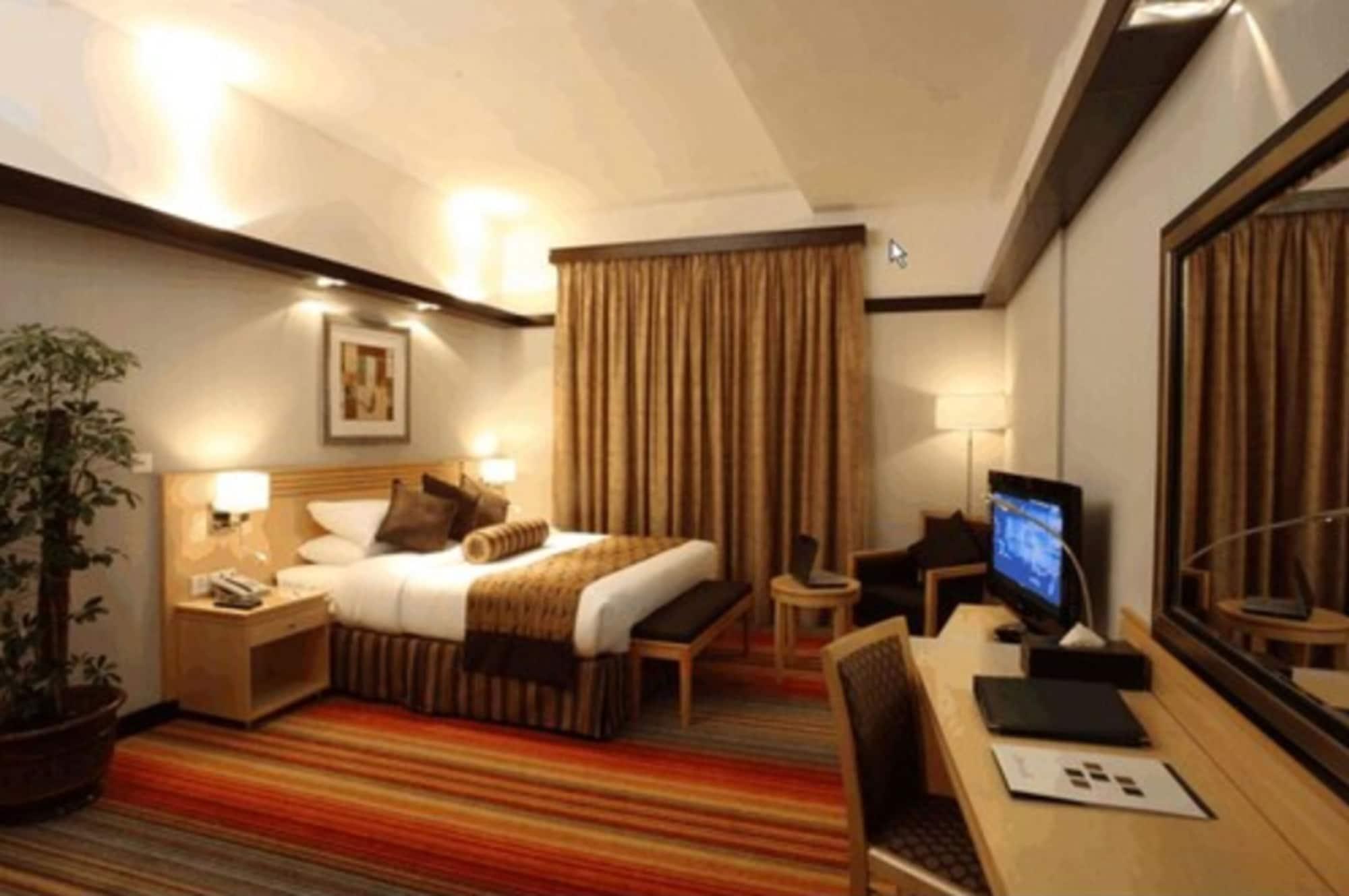 אבו דאבי L'Arabia Hotel Apartments מראה חיצוני תמונה